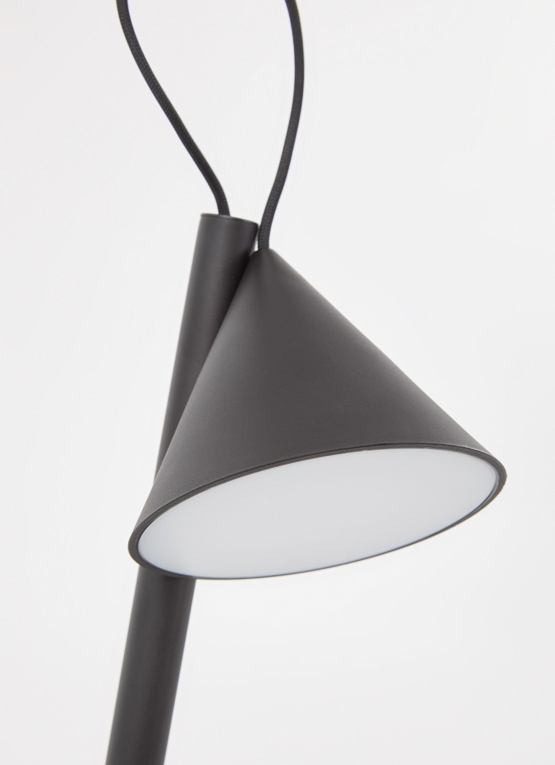 Alessi Tsumiki tafellamp 16,4 x 11 x 33,7 cm - voorkant 3 zwart