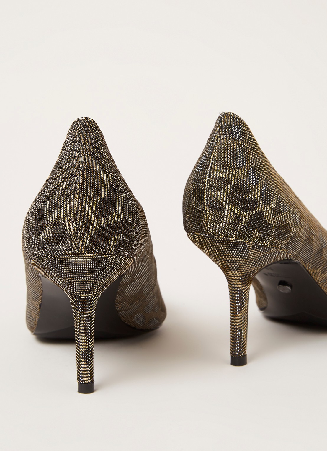 Alexander pump met luipaarddessin  - detail goud
