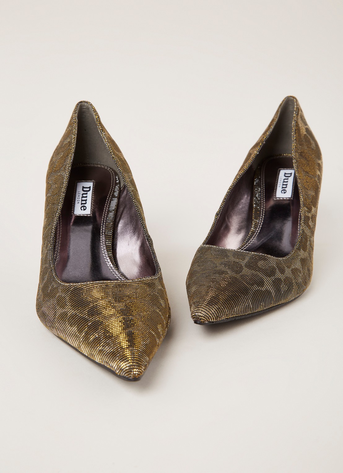 Alexander pump met luipaarddessin  - detail 2 goud
