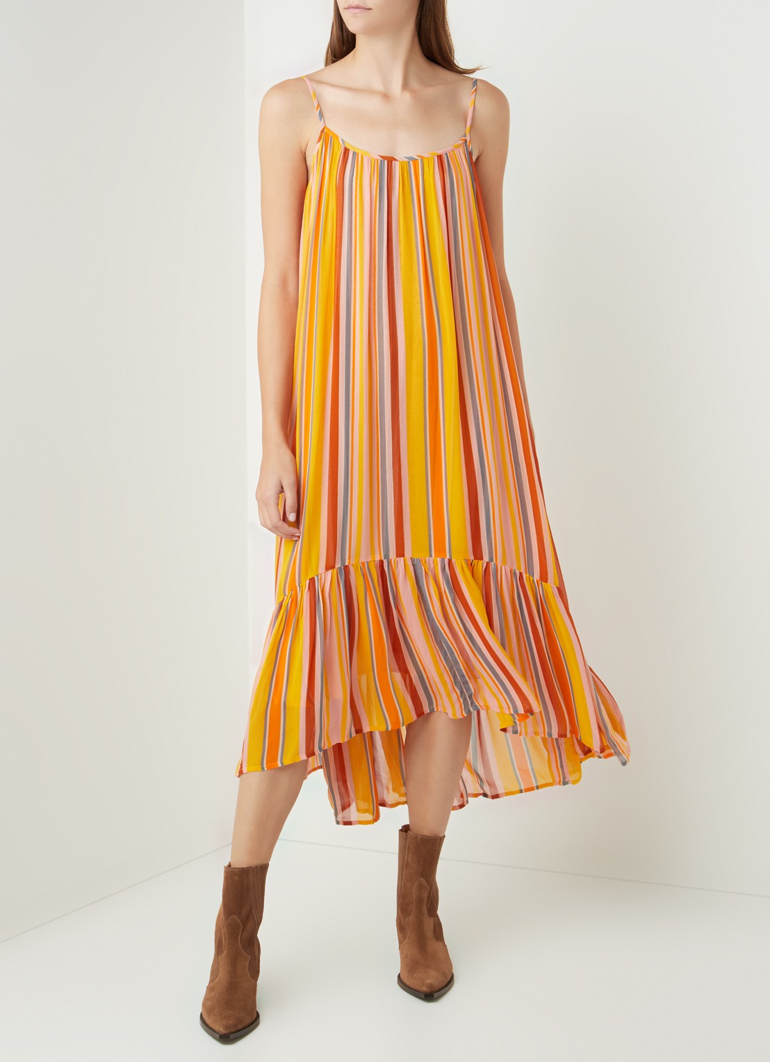 ALLSAINTS Paola maxi jurk met spaghetti bandjes en streepprint - voorkant 3 orange