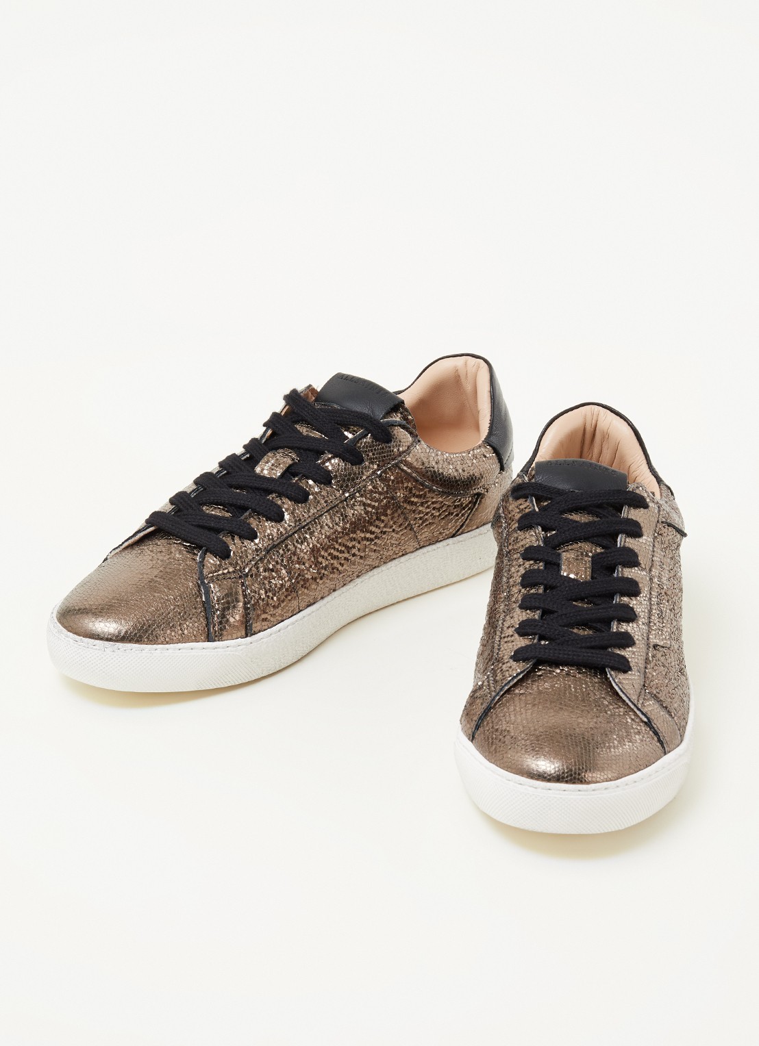 ALLSAINTS Sheer shimmer sneaker met metallic finish - detail 2 goud