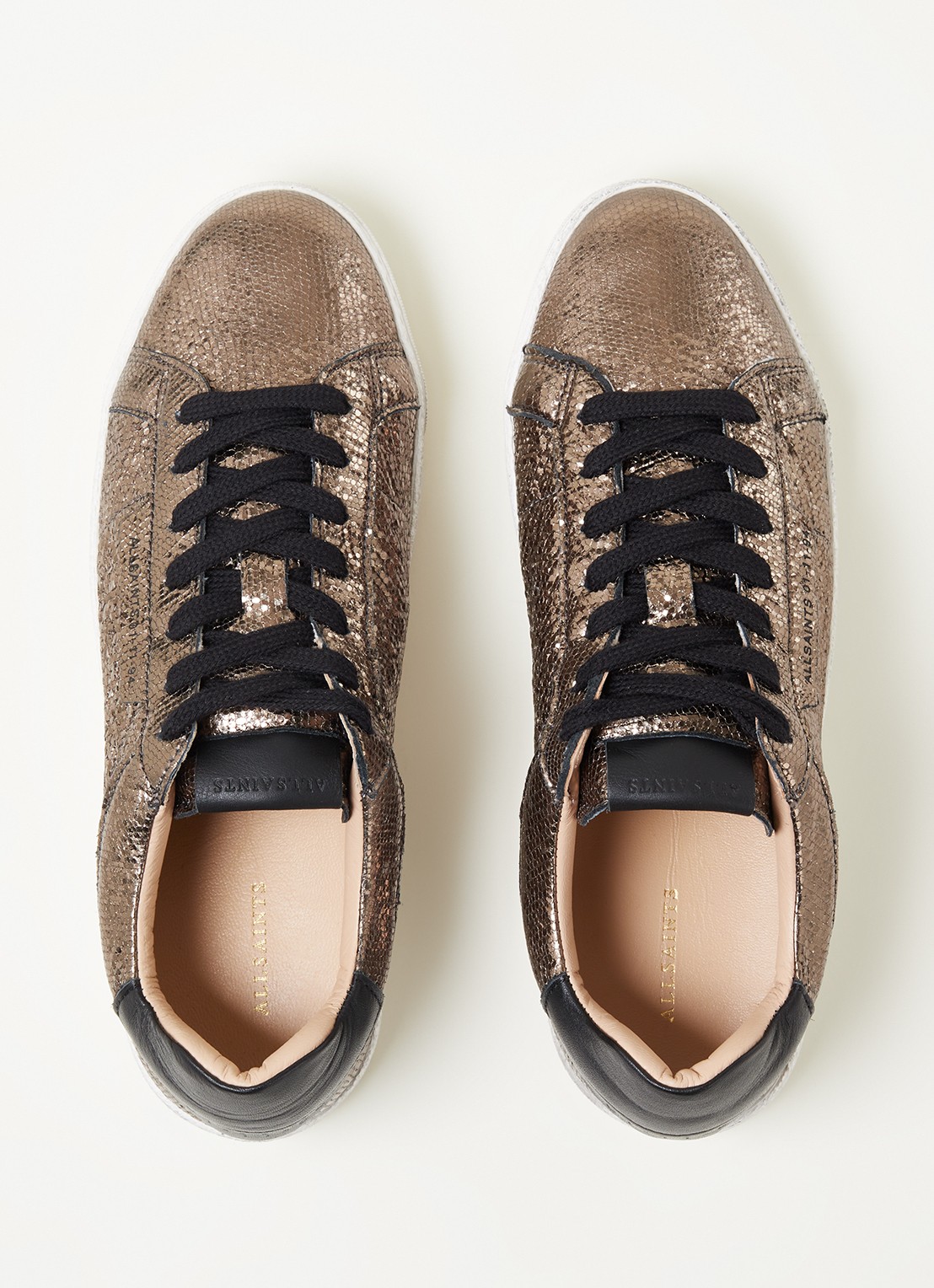 ALLSAINTS Sheer shimmer sneaker met metallic finish - detail 4 goud