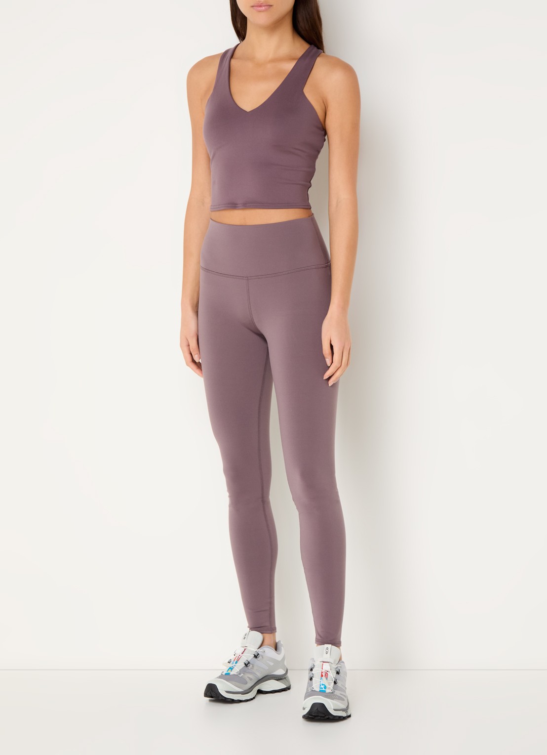 Alo Yoga High waist trainingslegging met logo - voorkant 3 bruin
