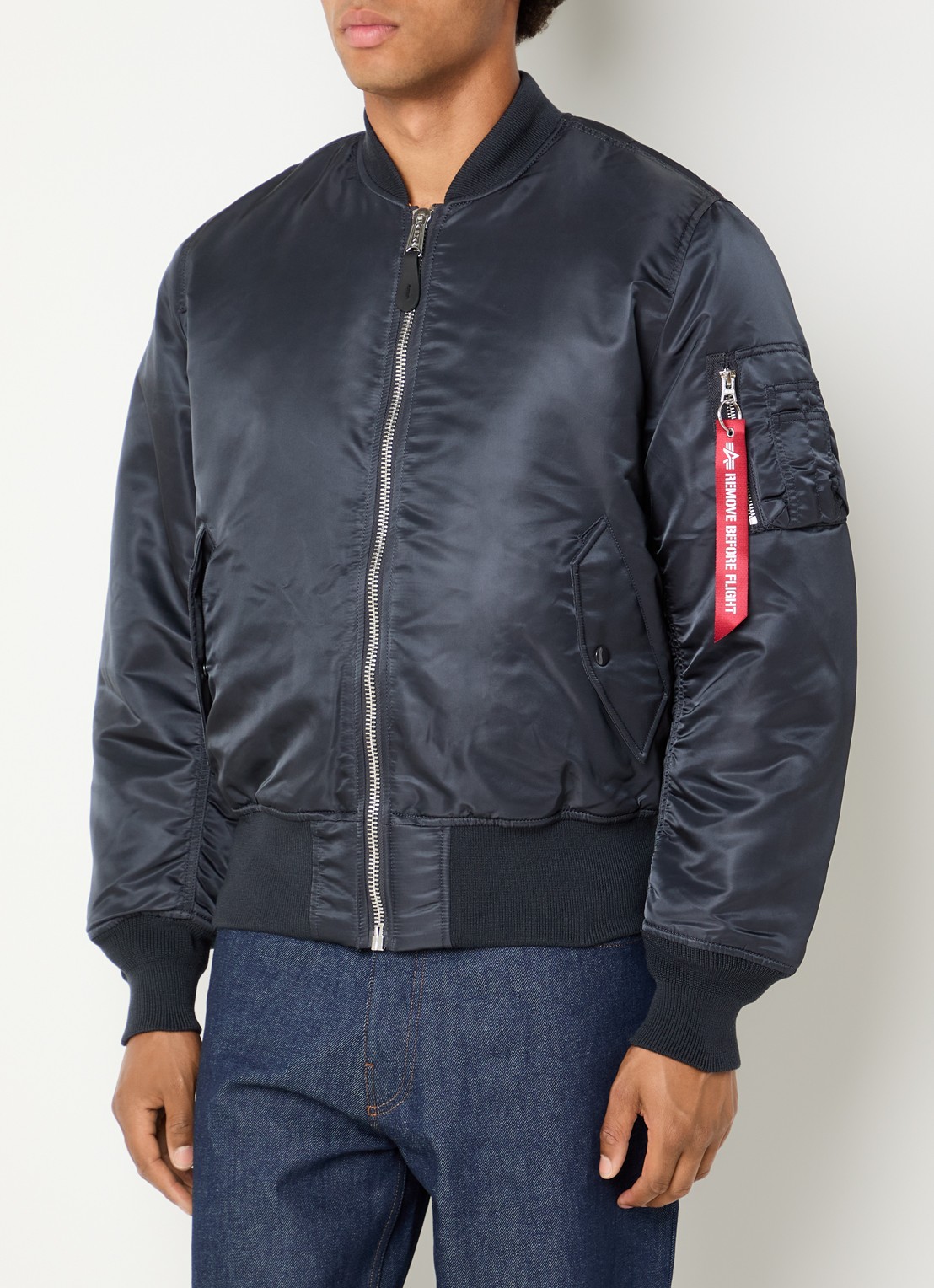 Alpha Industries MA-1 Heritage reversible gewatteerd bomberjack met klepzakken - detail antraciet