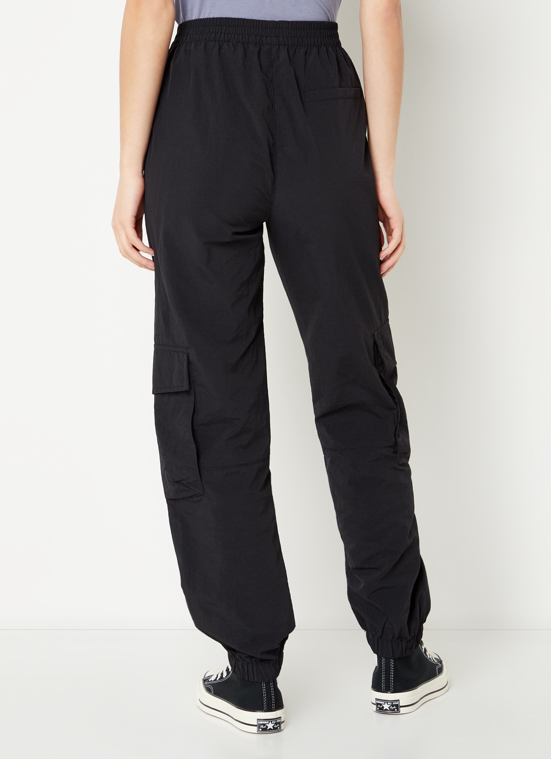 America Today Perry high waist tapered fit cargobroek  - achterkant 4 zwart