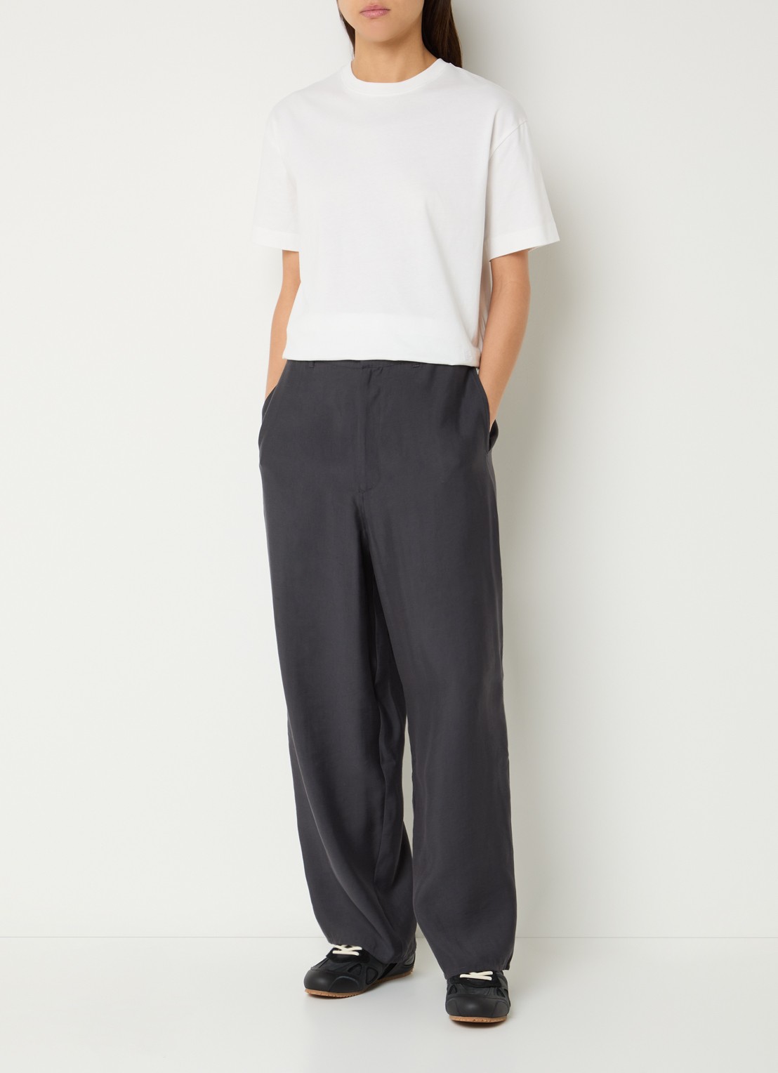 American Vintage Antra high waist wide fit broek met steekzakken - voorkant 2 donkergrijs