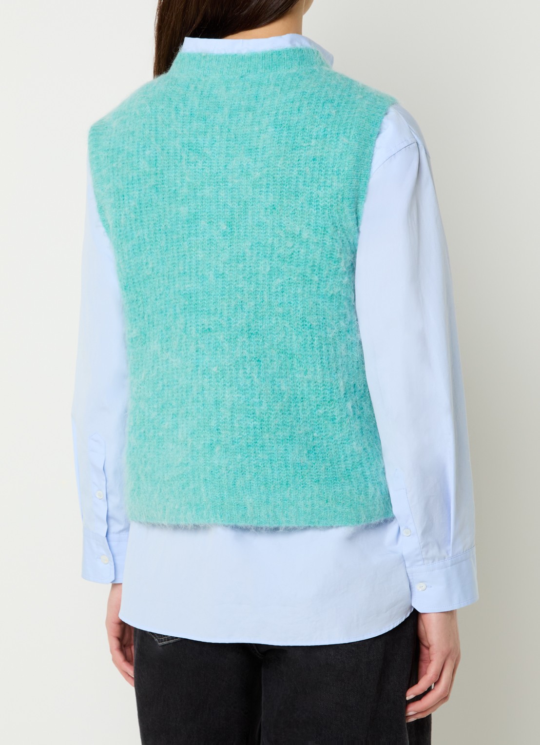 American Vintage East fijngebreid gilet in alpaca wolblend met logo - achterkant turquoise