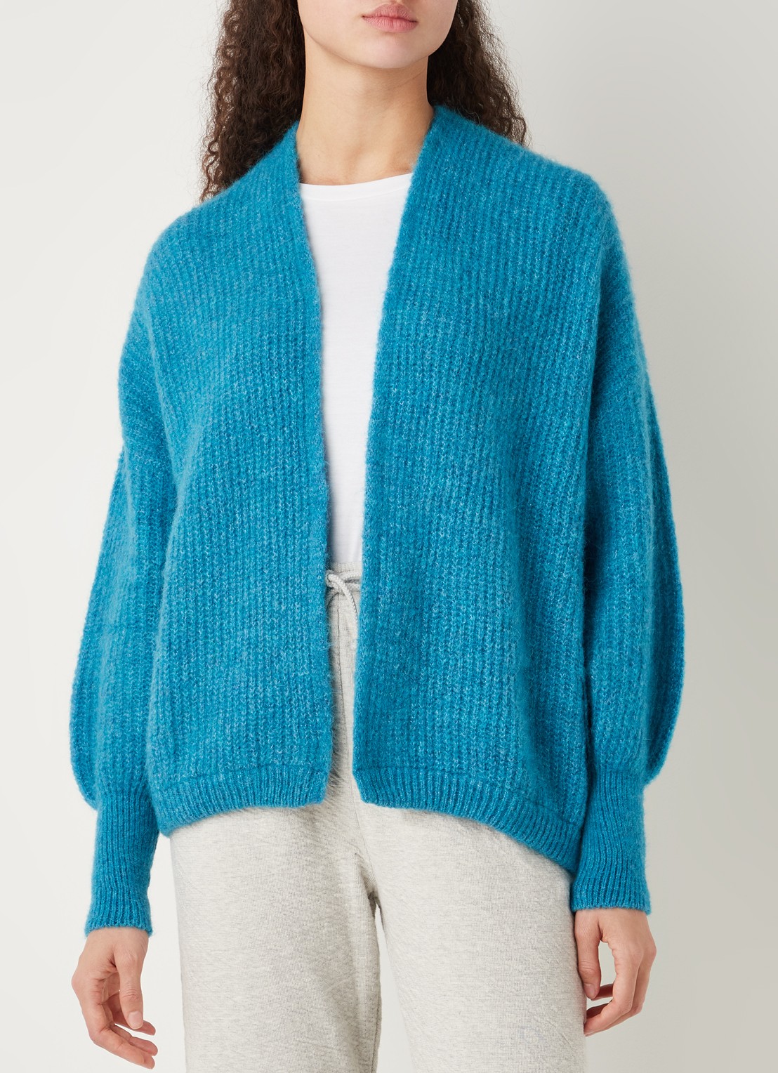 American Vintage East grofgebreid openvallend vest in alpaca wolblend - detail 2 zeegroen