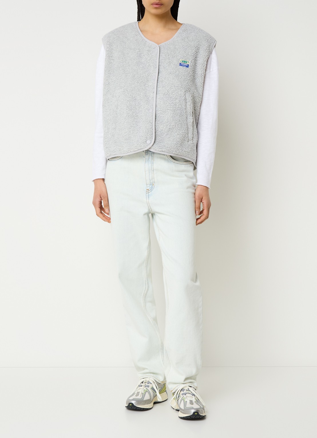 American Vintage Gilet van teddy met ritszakken - voorkant 4 lichtgrijs