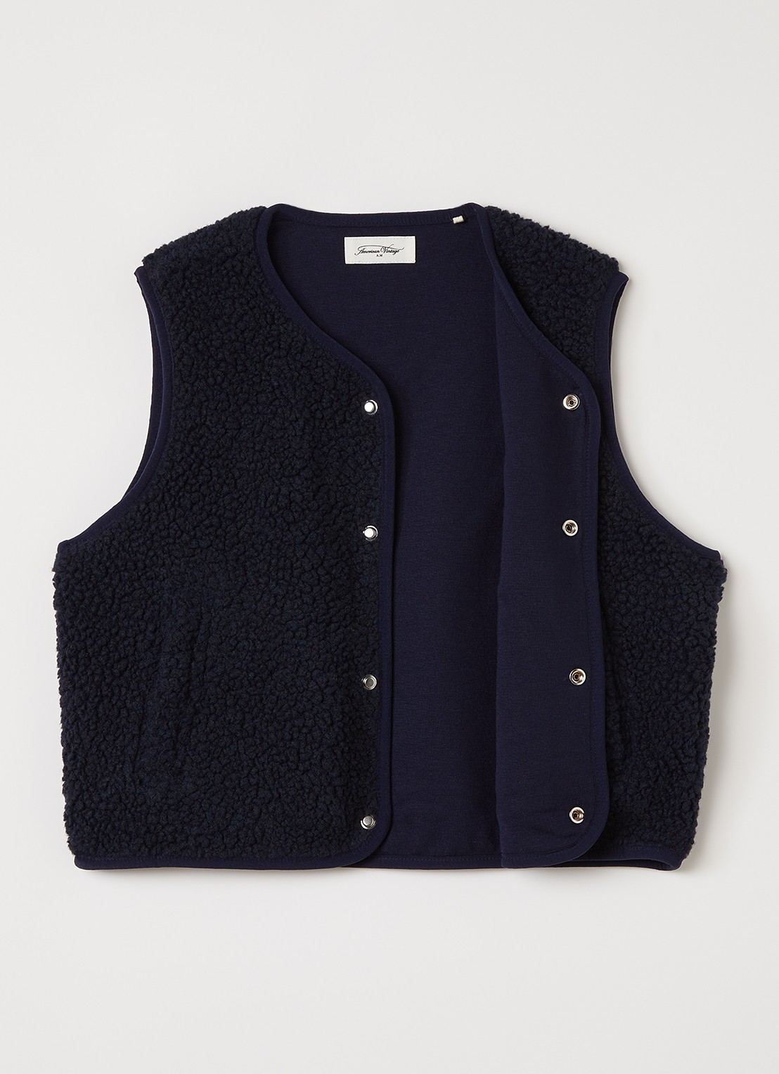 American Vintage Hoktown vest van teddy met logo - voorkant 2 donkerblauw