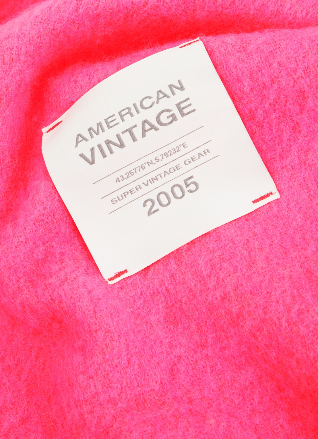 American Vintage Zinaco sjaal in wolblend 180 x 50 cm - detail 3 fuchsia