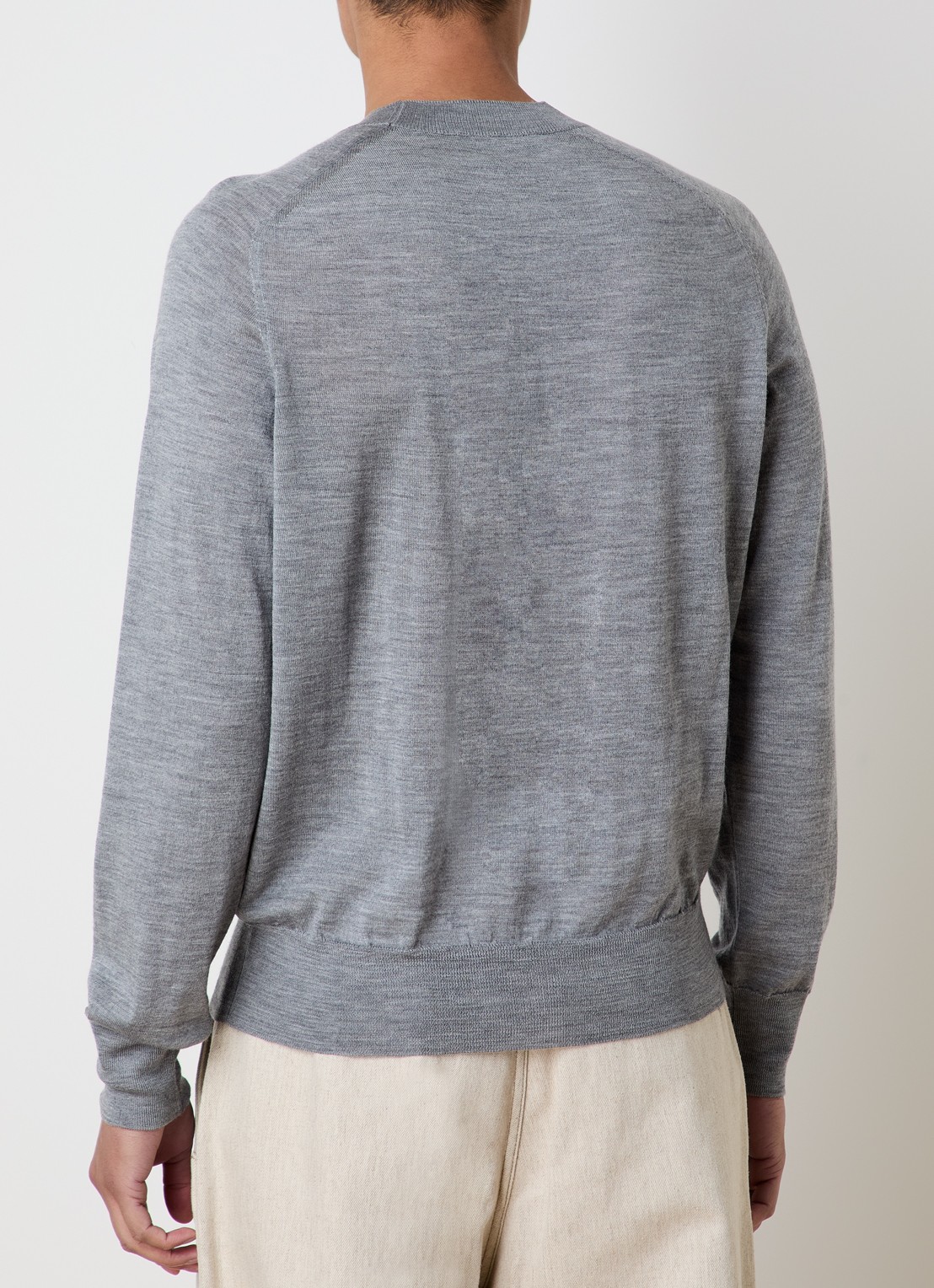 AMI Paris Fijngebreide pullover van merino wol met logoborduring - achterkant 3 grijsmele