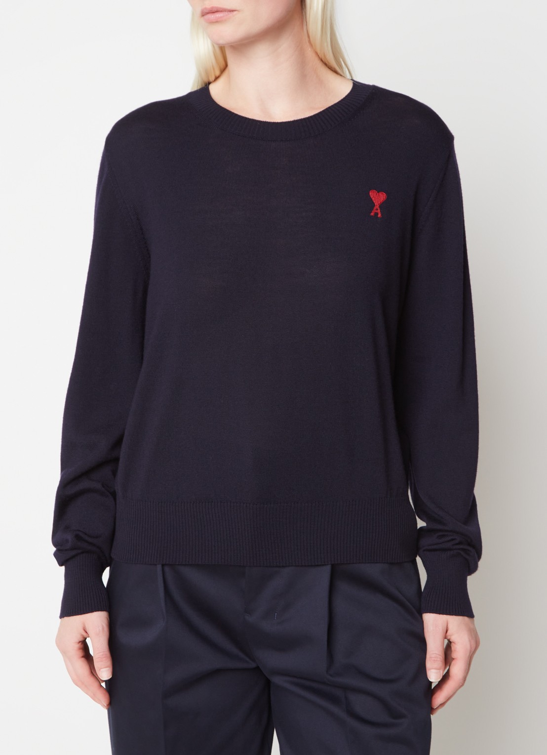 AMI Paris Fijngebreide pullover van wol met logo - detail 4 donkerblauw