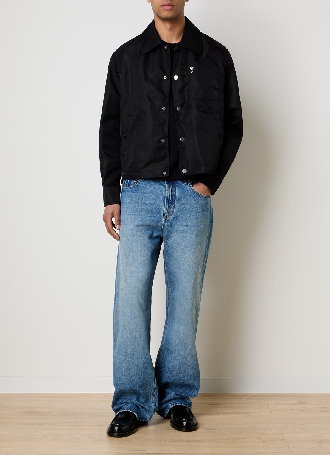 AMI Paris Jack met logo en steekzakken - voorkant 6 zwart