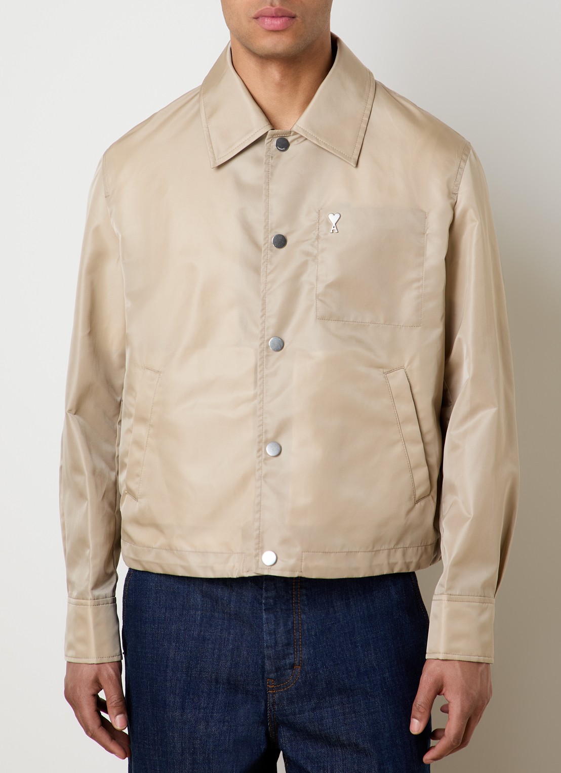 AMI Paris Jack met logo en steekzakken - detail 3 beige