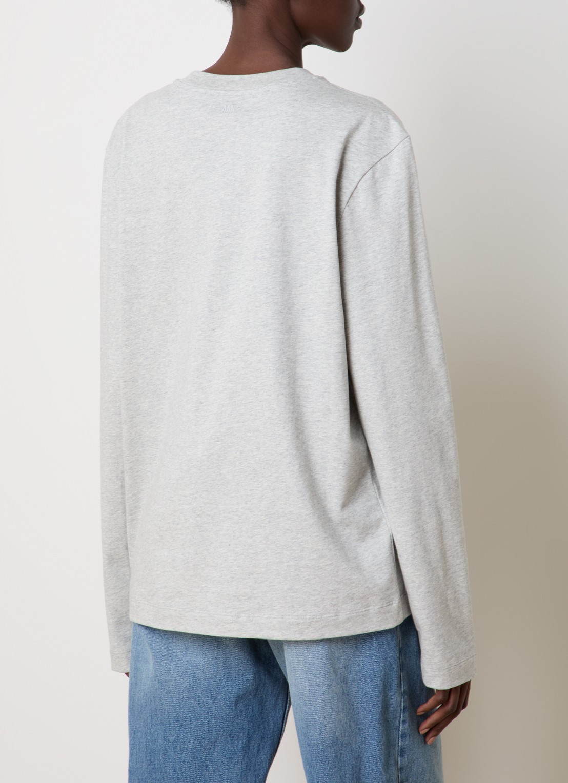 AMI Paris Longsleeve van  katoen met logoborduring  - achterkant grijsmele