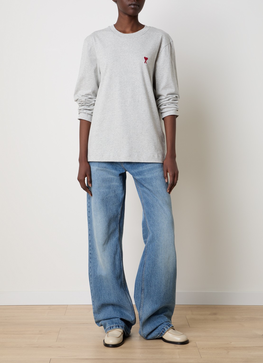 AMI Paris Longsleeve van  katoen met logoborduring  - voorkant 5 grijsmele