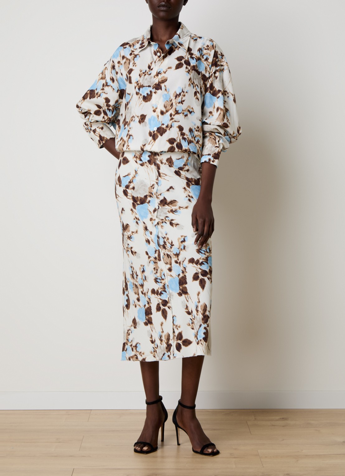 AMI Paris Midi rok met print - voorkant 2 creme