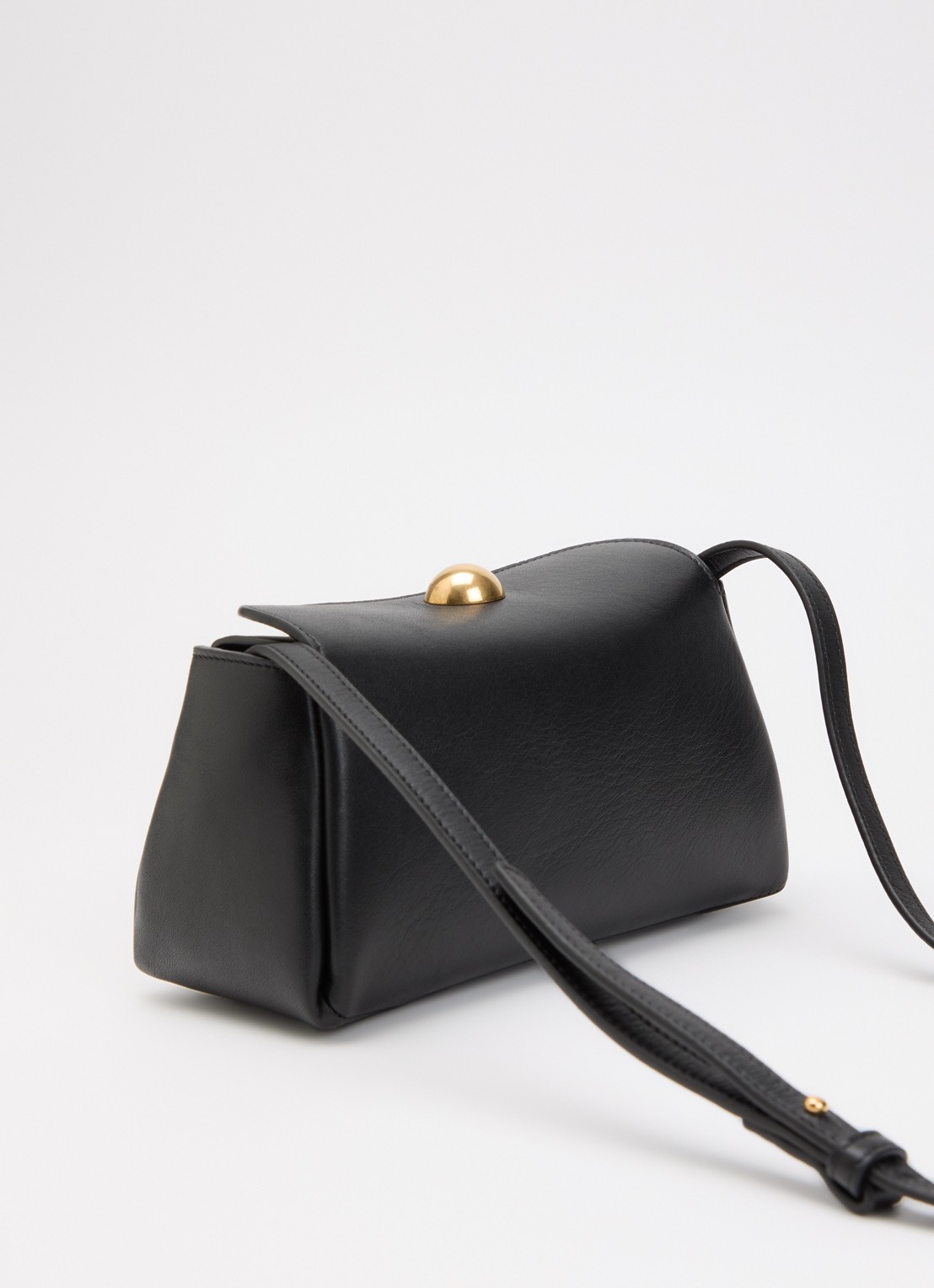 AMI Paris Mini Carrousel clutch van leer met afneembare schouderriem - achterkant 6 zwart