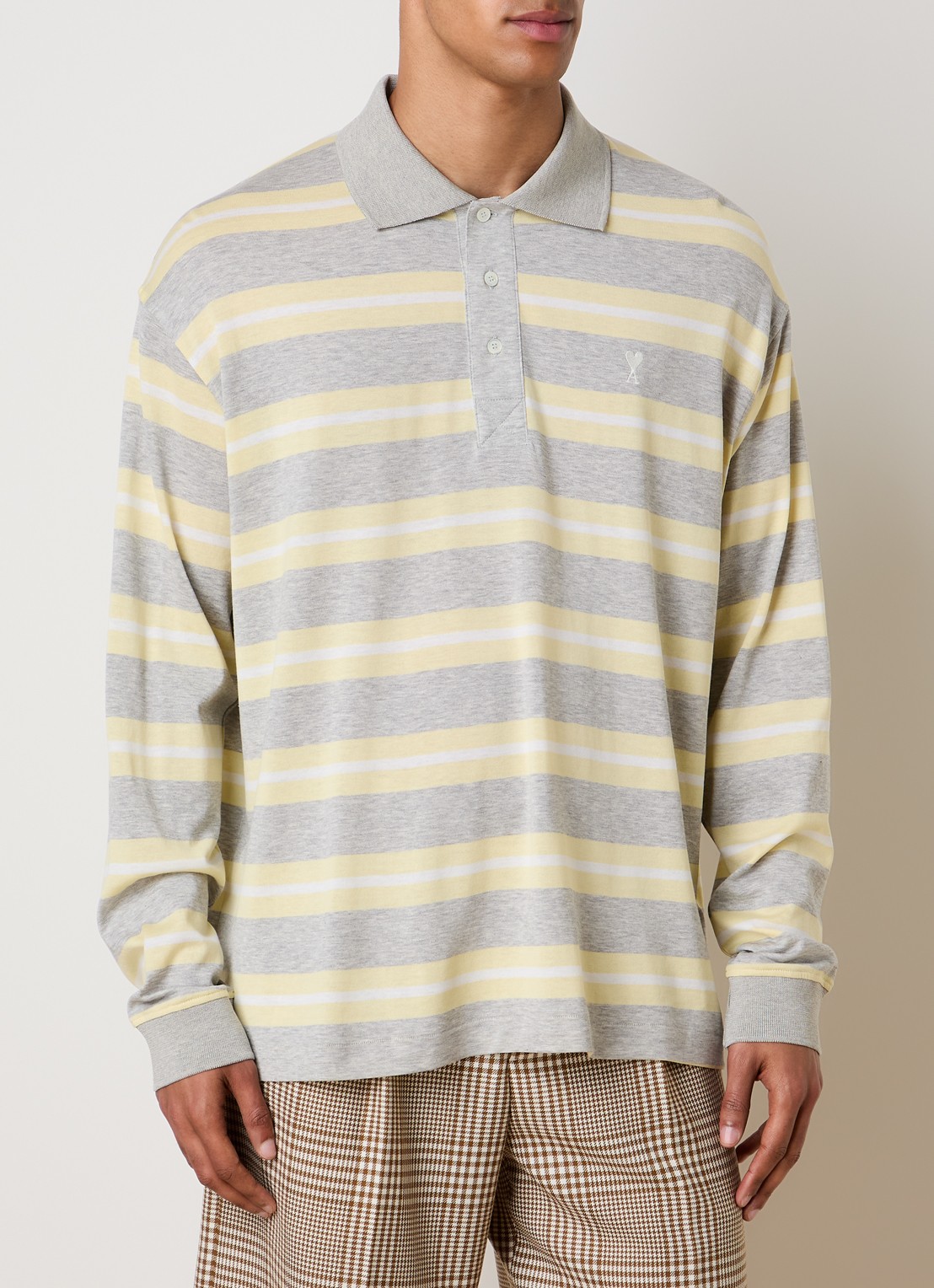 AMI Paris Regular fit polo met streepprint - detail 4 grijs