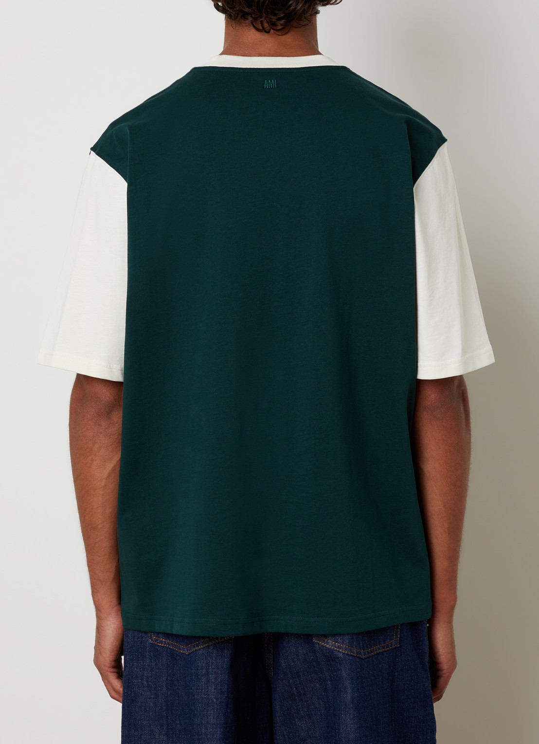 AMI Paris T-shirt met logoborduring - achterkant 3 groen
