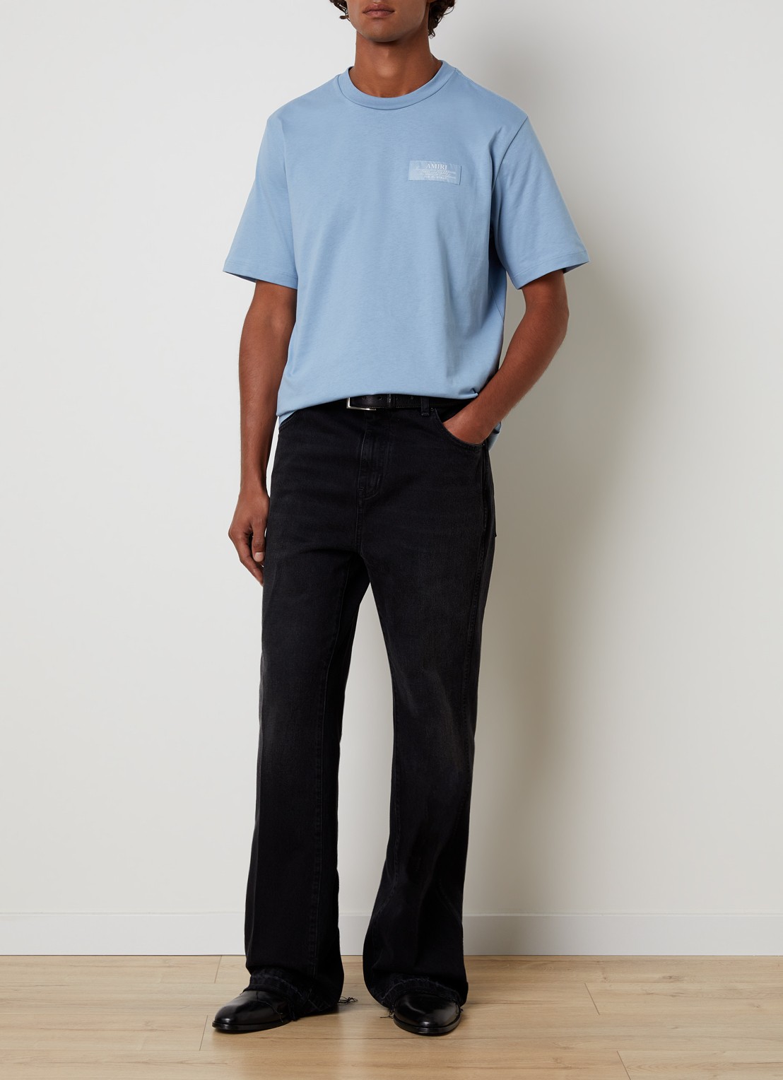 AMIRI Spirit T-shirt met logo- en backprint - voorkant 3 lichtblauw