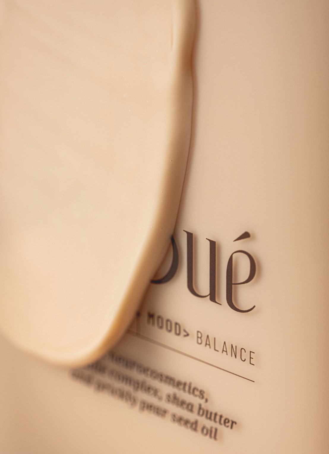 Amoué Santal Skin Hand Soufflé - handcrème - voorkant 2 undefined