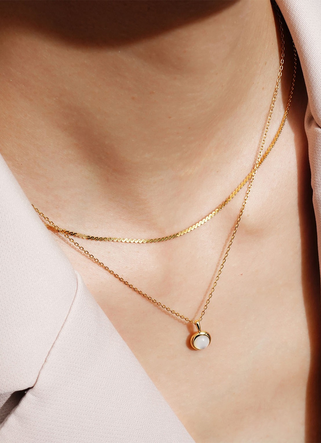 Ania Haie MOP Pendant ketting S verguld - voorkant 2 goud