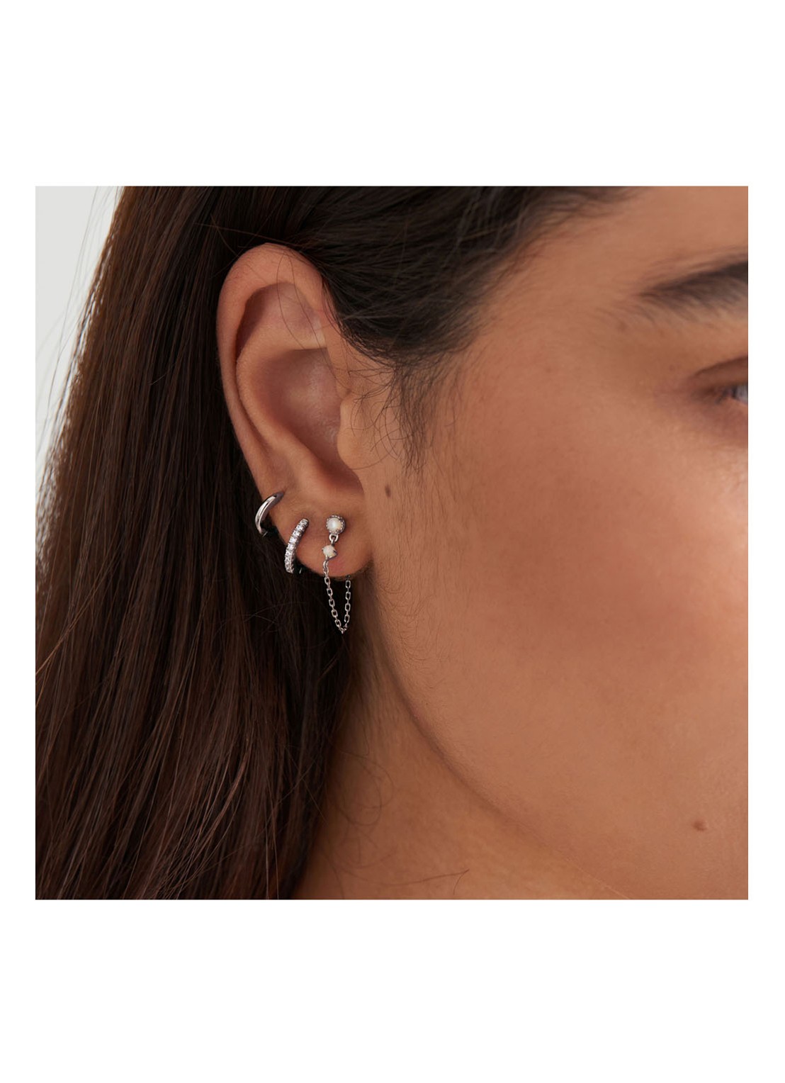Ania Haie Sparkle Mini oorringen van zilver met zirkonia - detail zilver