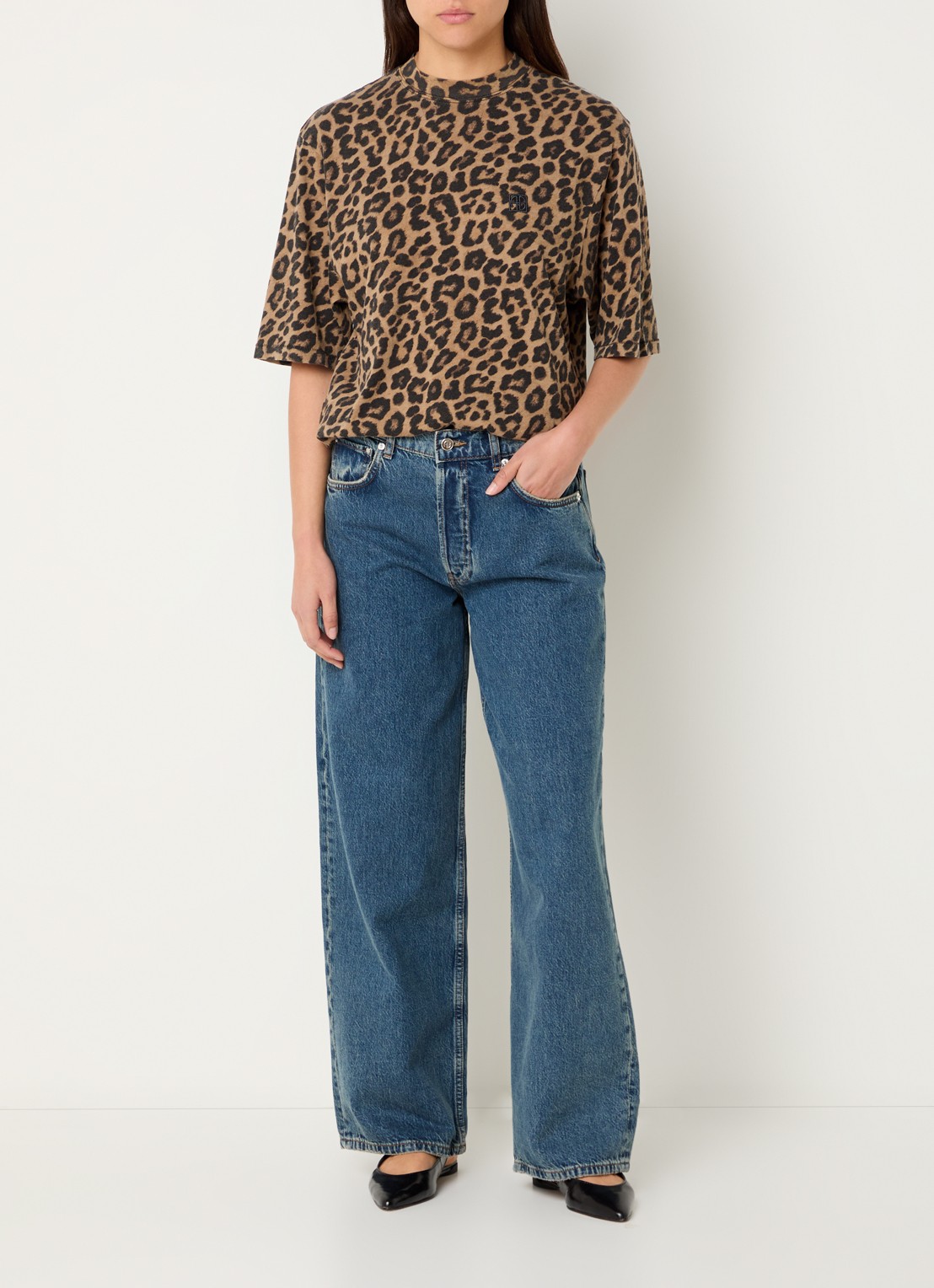Anine Bing Avi T-shirt met panterprint - voorkant 2 bruin
