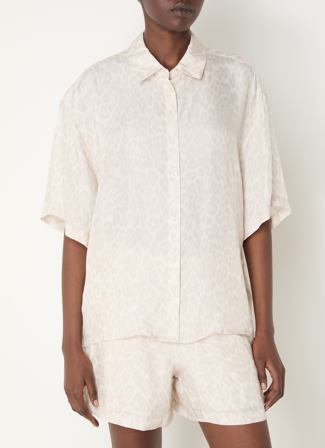 Anine Bing Blouse met panterprint - detail 3 beige
