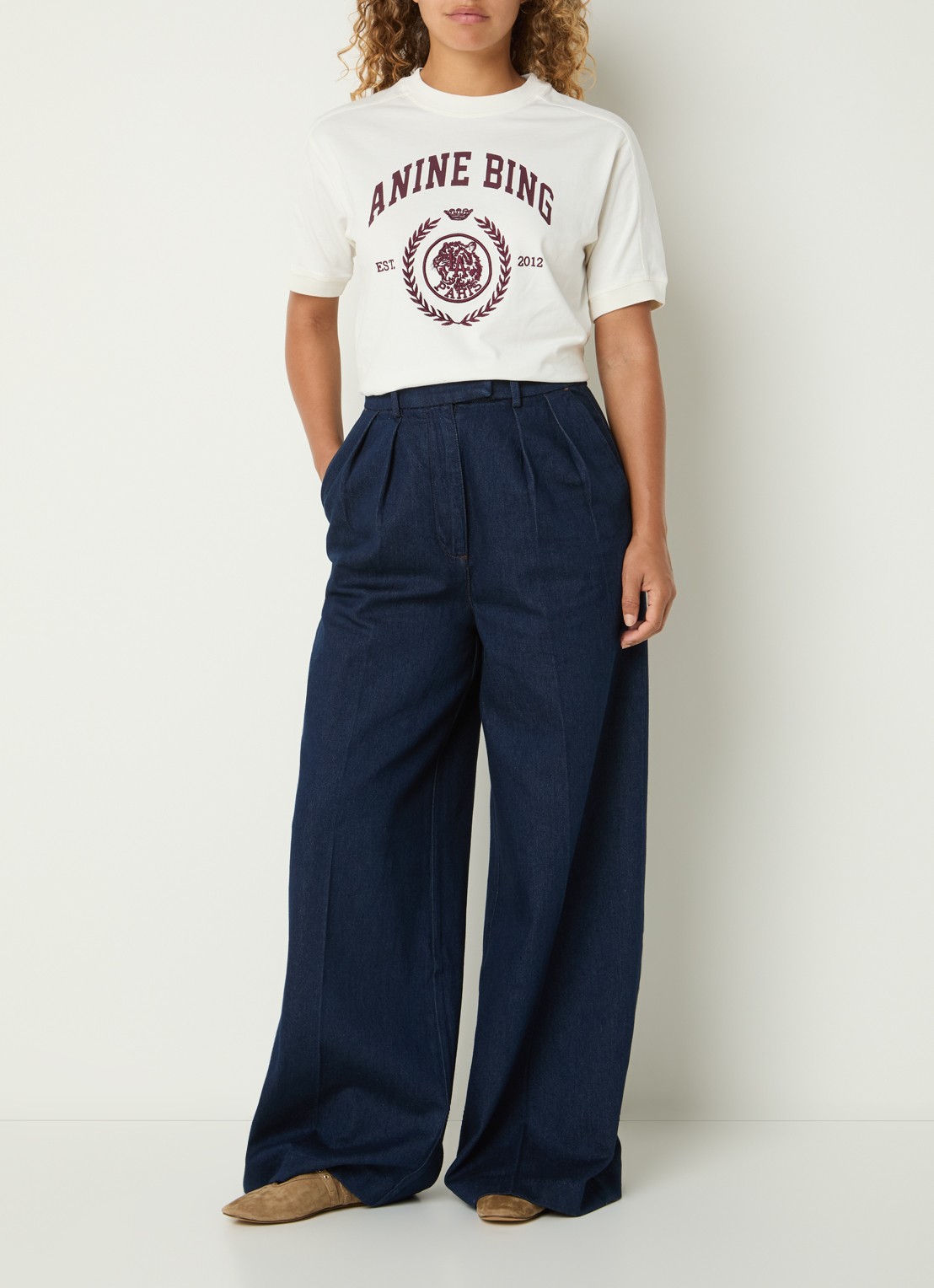 Anine Bing Jaylin T-shirt met print - voorkant 3 gebroken wit