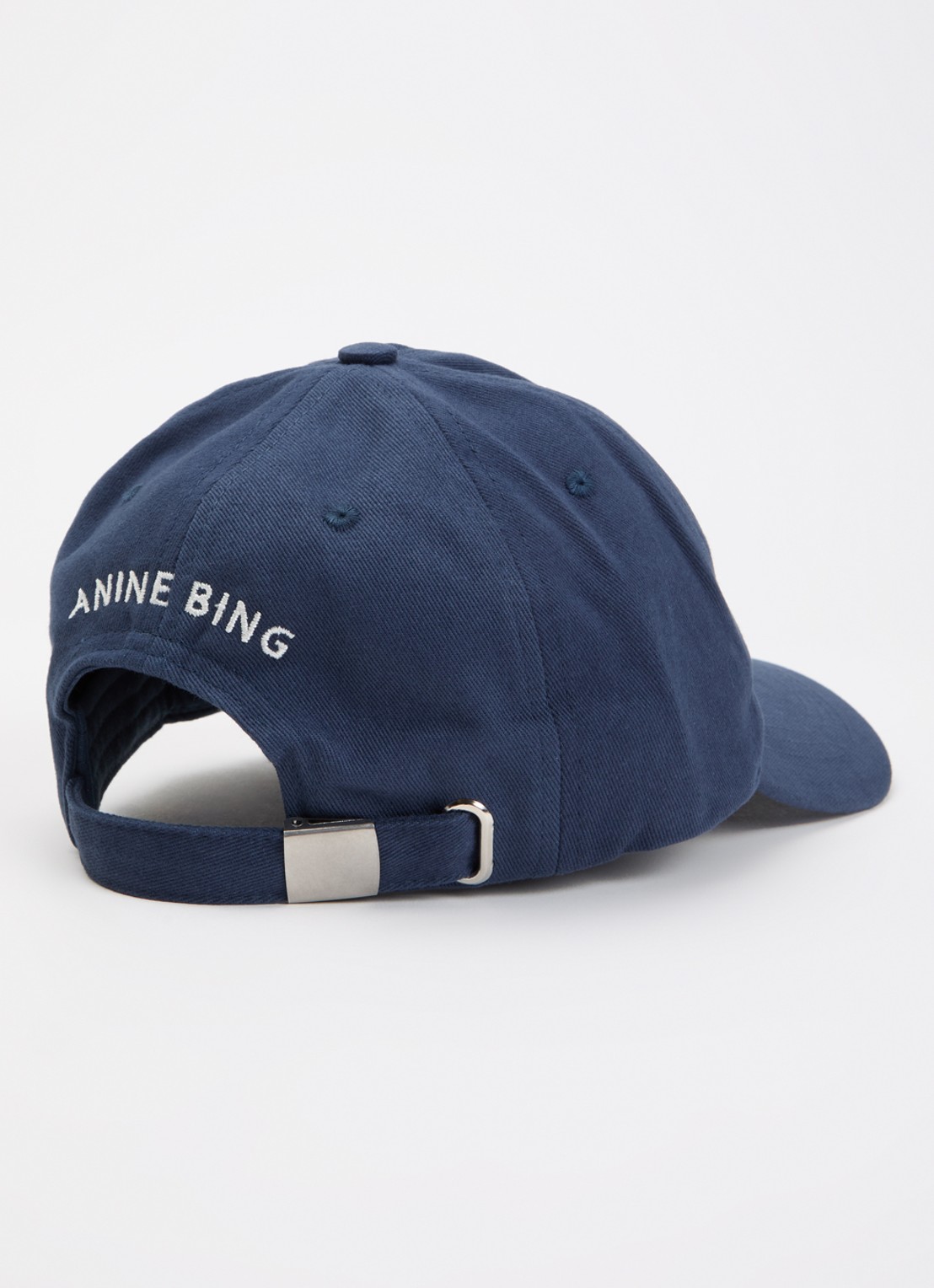 Anine Bing Jeremy pet met logoborduring - detail donkerblauw