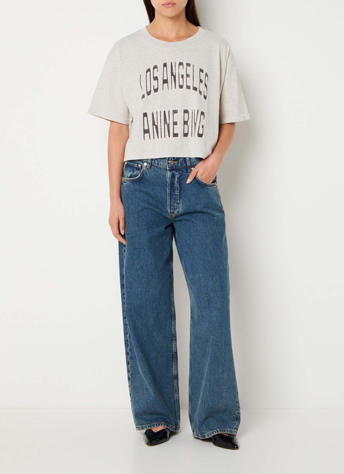 Anine Bing Johnny cropped T-shirt met logoprint  - voorkant 2 lichtgrijs