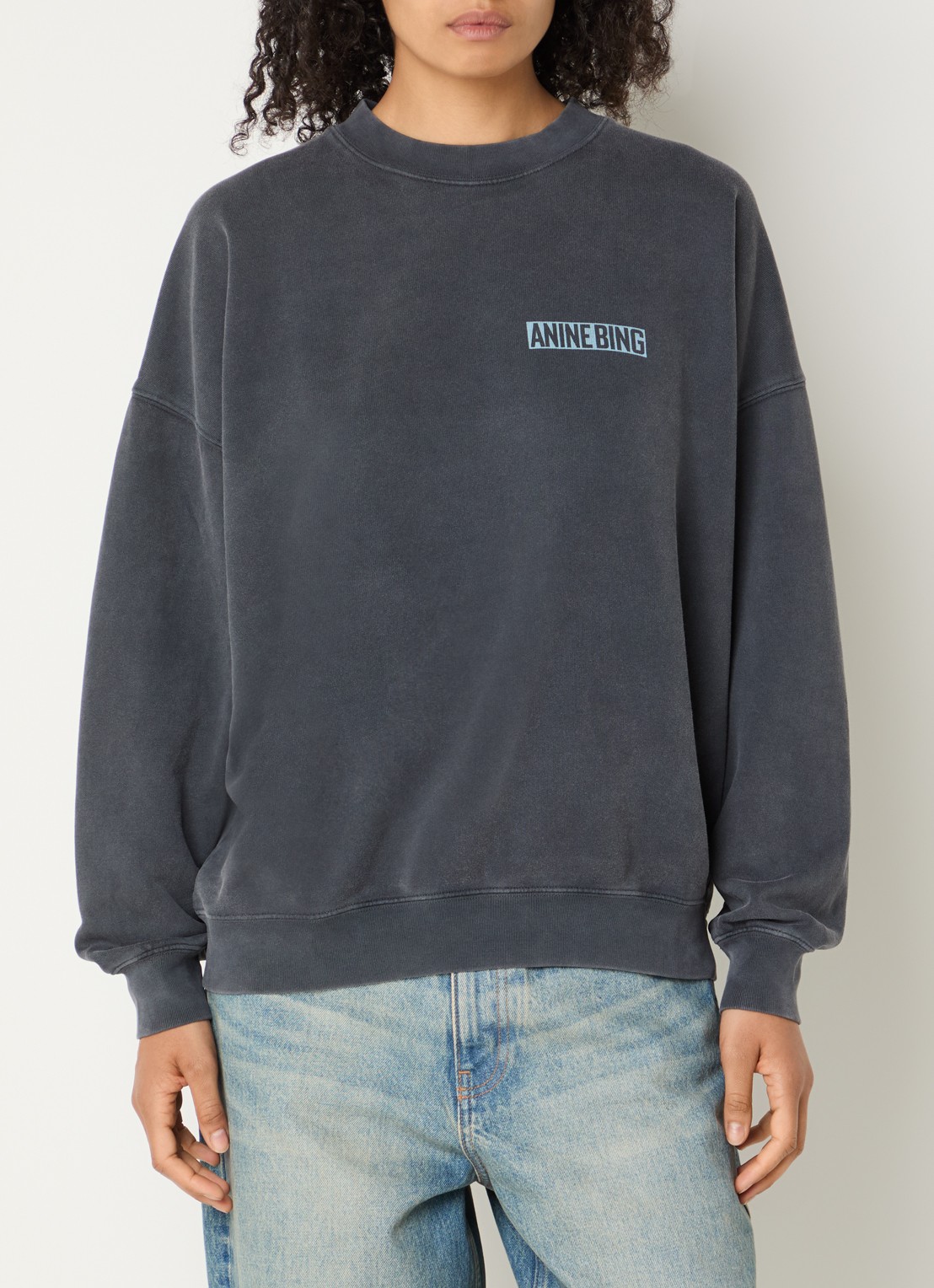 Anine Bing Miles sweater met front- en backprint - achterkant 4 zwart
