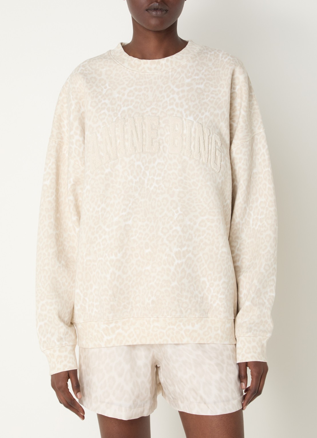 Anine Bing Sweater met panterprint - detail 4 beige