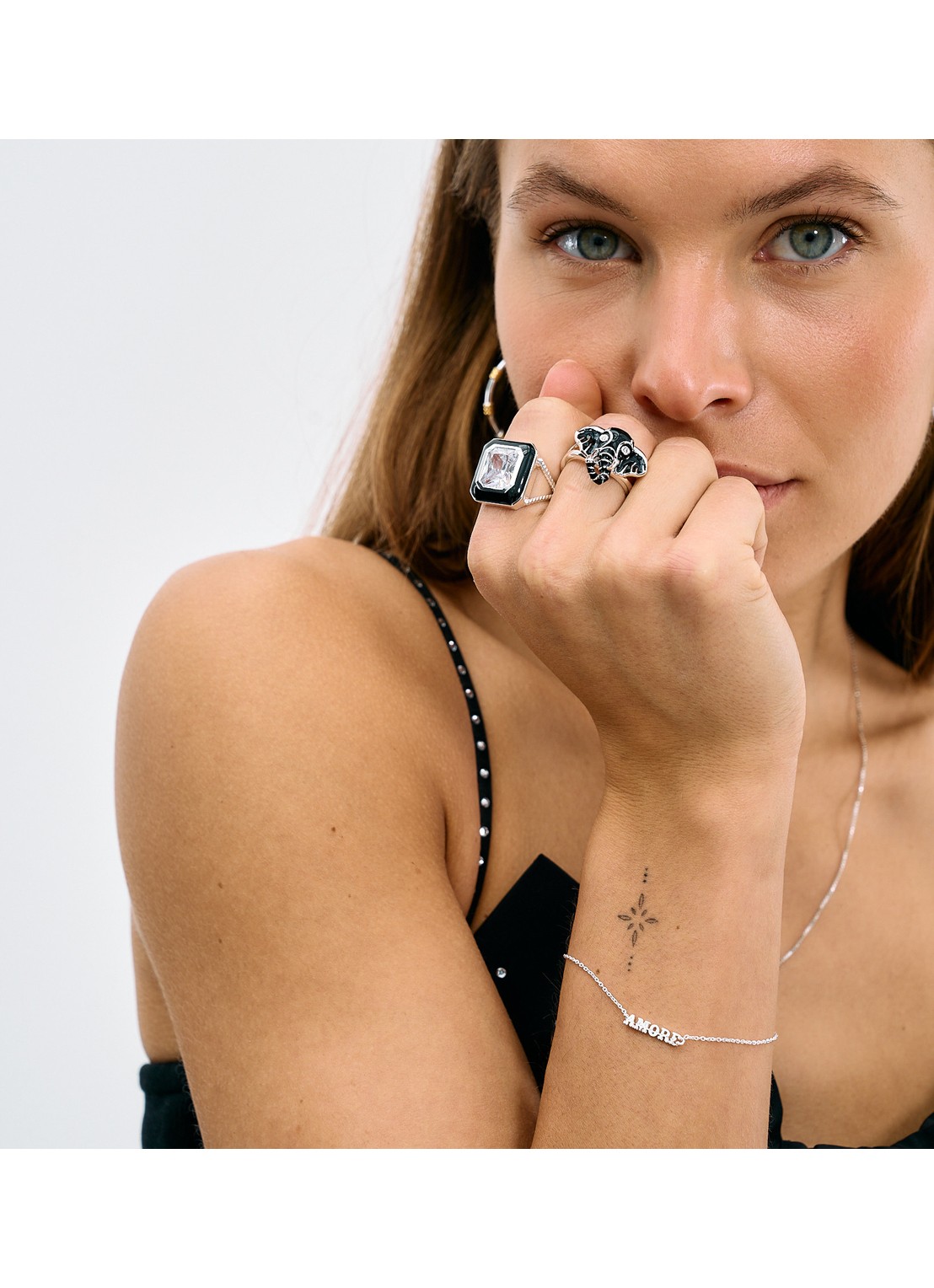 Anna + Nina Amore armband met hanger - voorkant 2 zilver