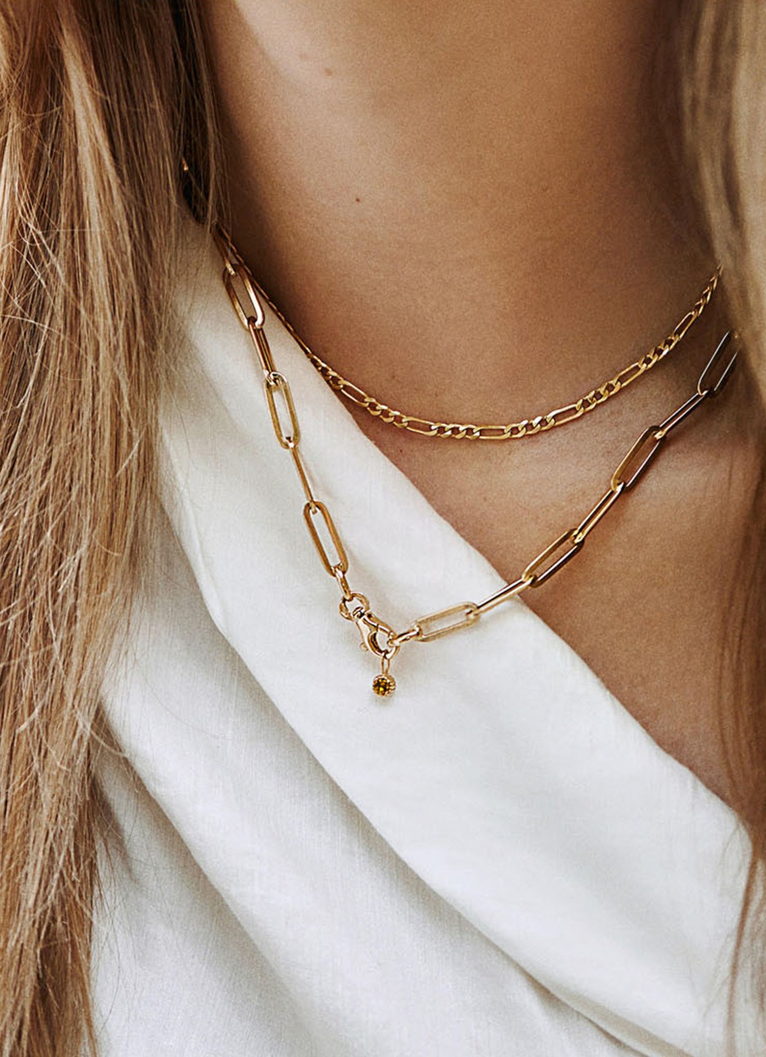 Anna + Nina Birthstone hanger november van 14 karaat goud met citrien - voorkant 2 geelgoud