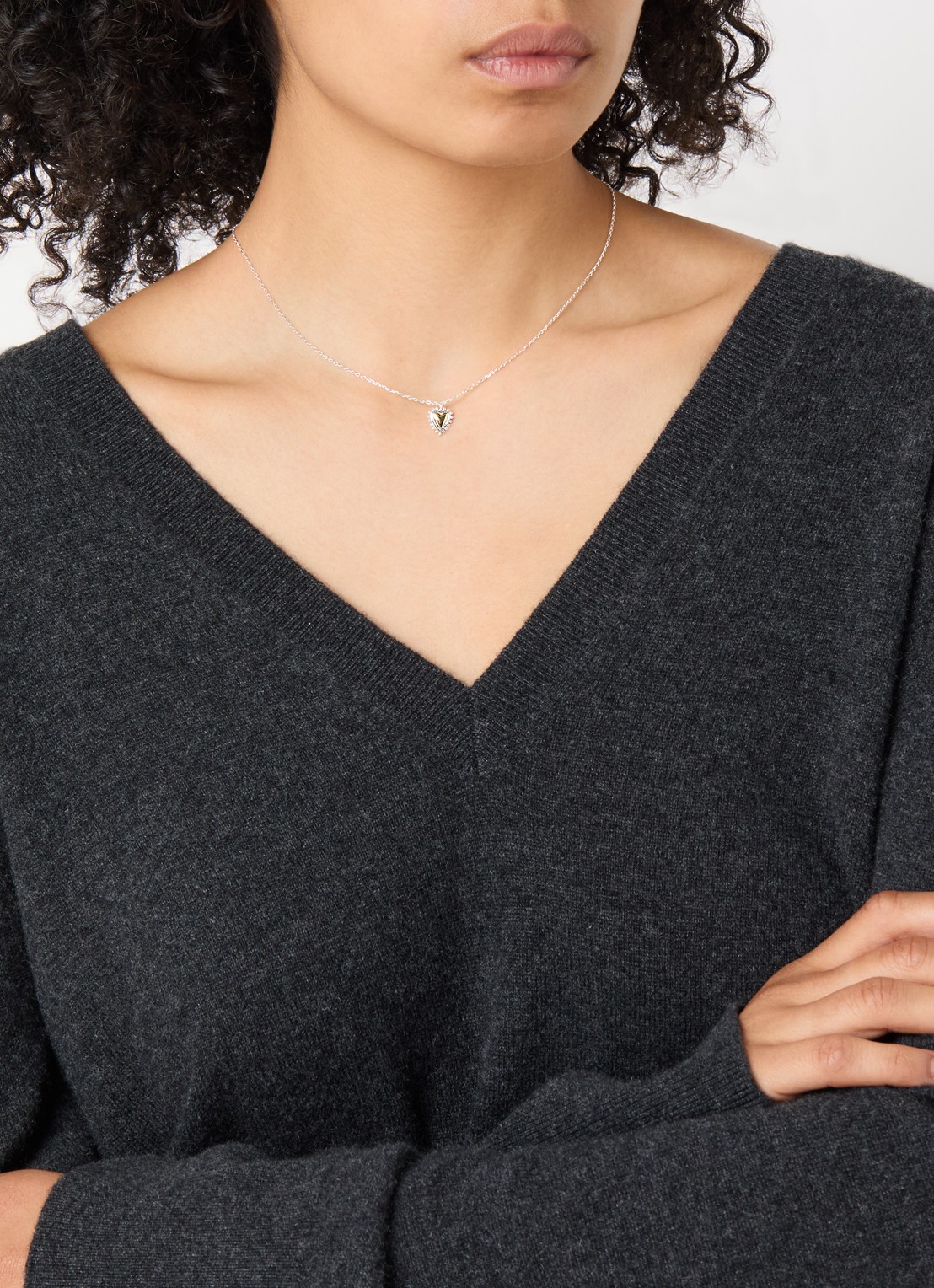 Anna + Nina Bravery Heart ketting  - voorkant 4 zilver