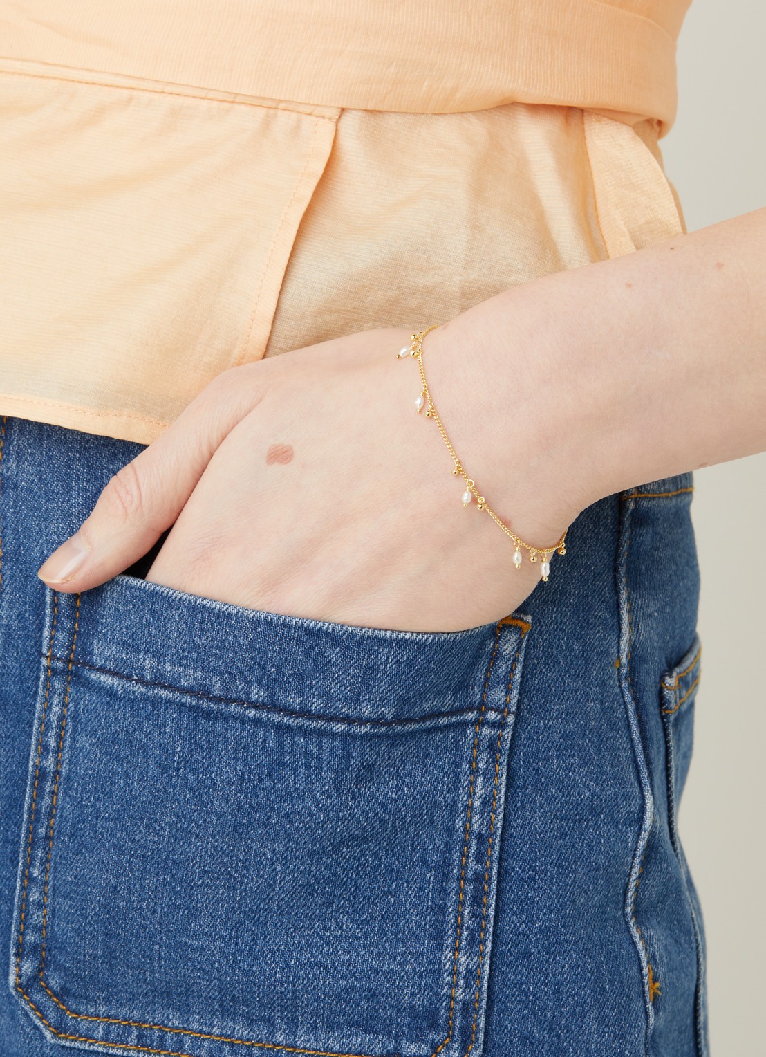 Anna + Nina Dust armband verguld - voorkant 2 goud