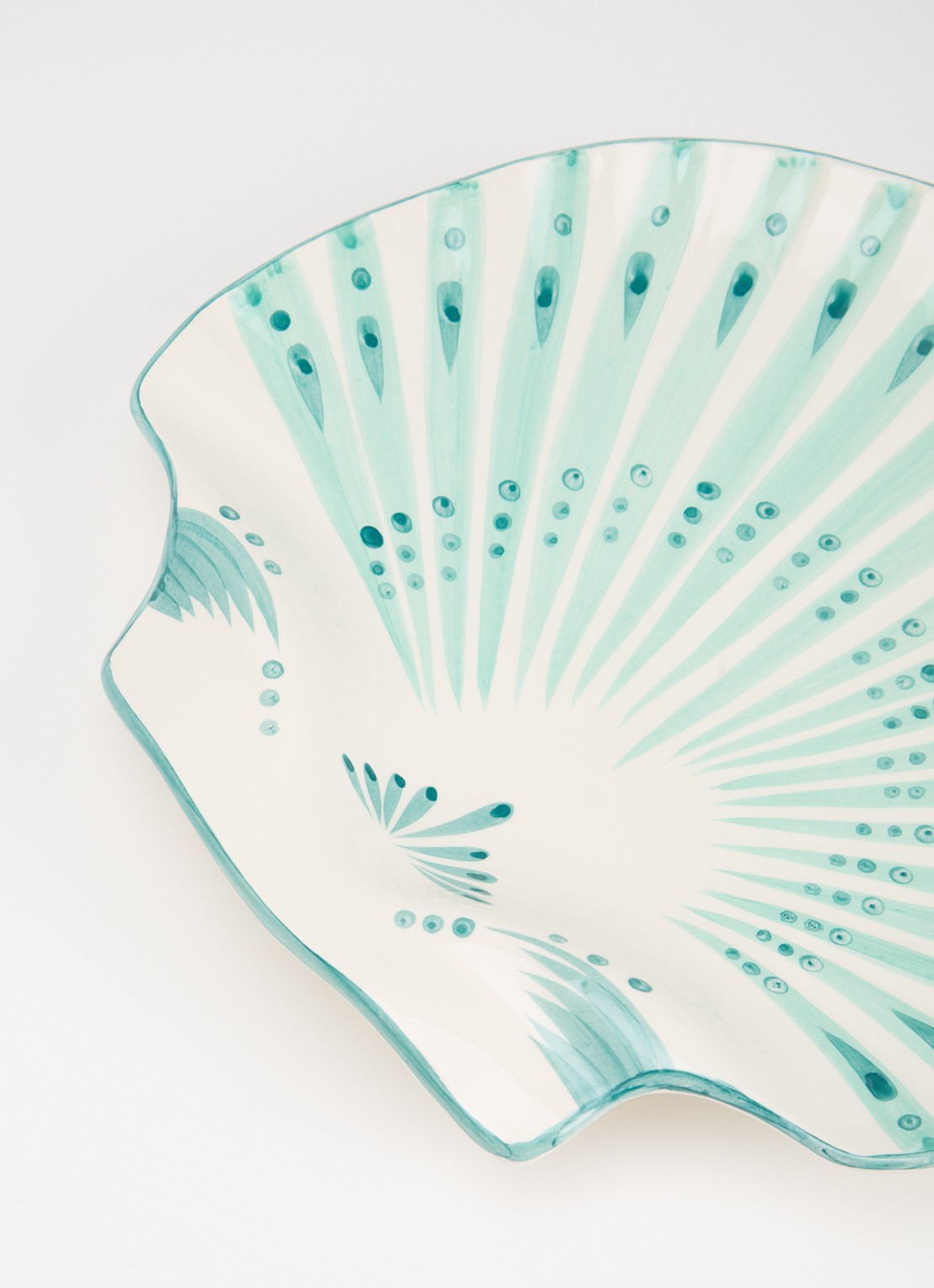 Anna + Nina Shell serveerschaal 33 cm - detail groen