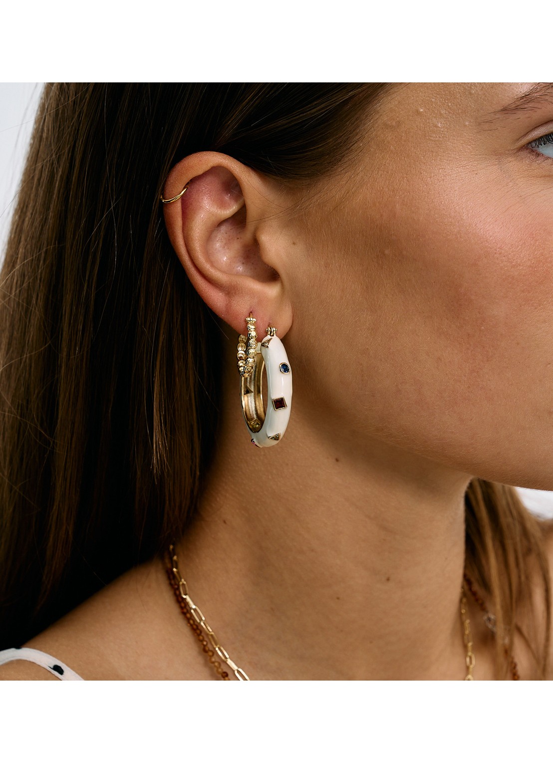 Anna + Nina Small Relic oorringen - voorkant 2 goud