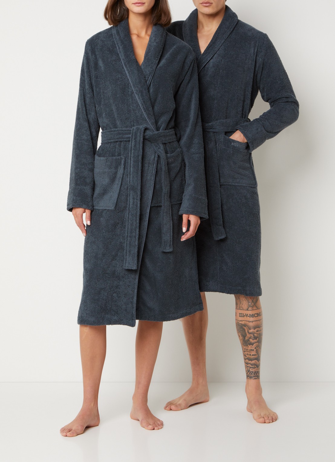 Aquanova Badjas van katoen met opgestikte zakken - unisex - detail 3 donkergrijs