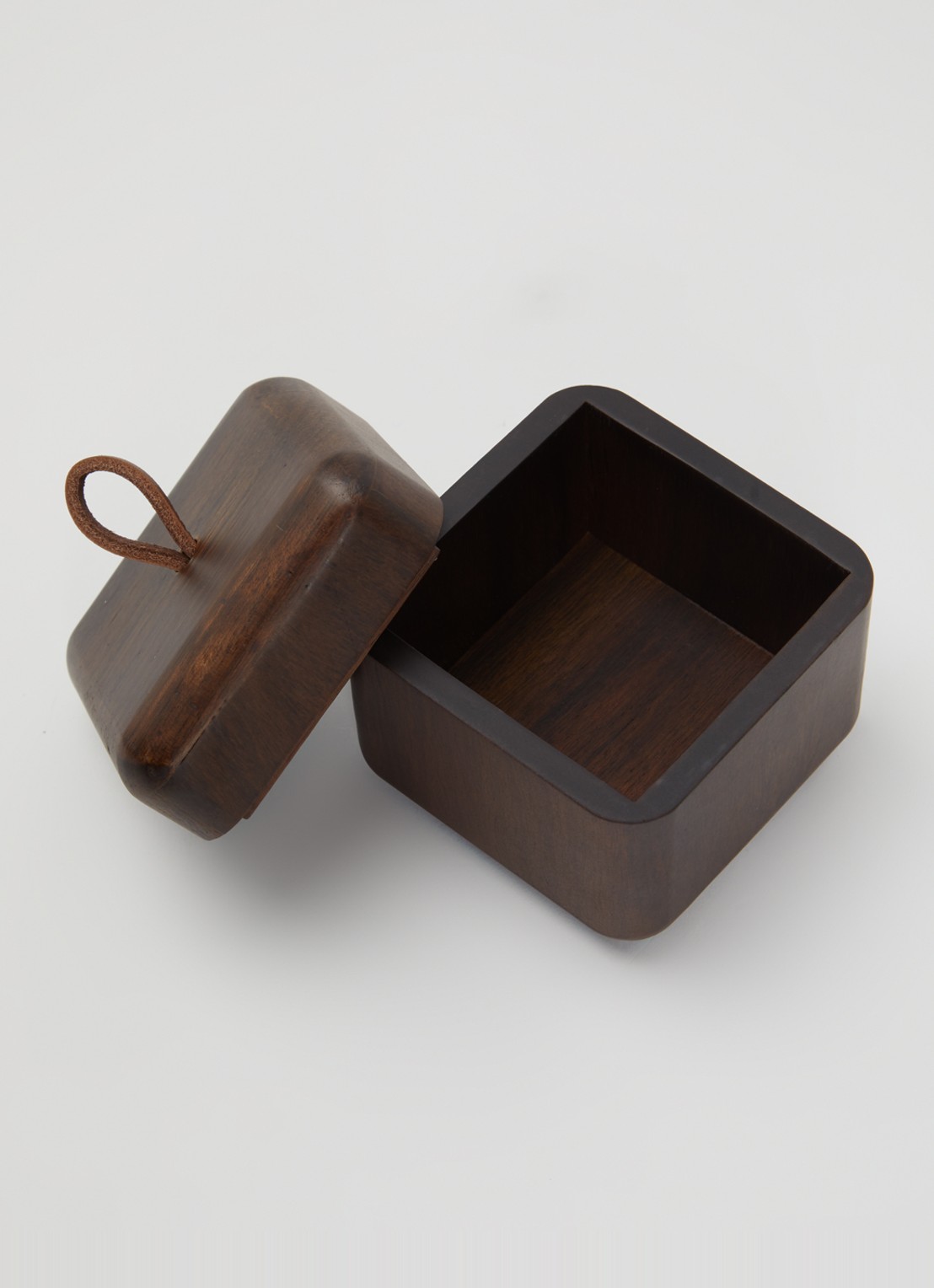 Aquanova Ebony opbergdoos 8 cm - voorkant 2 donkerbruin