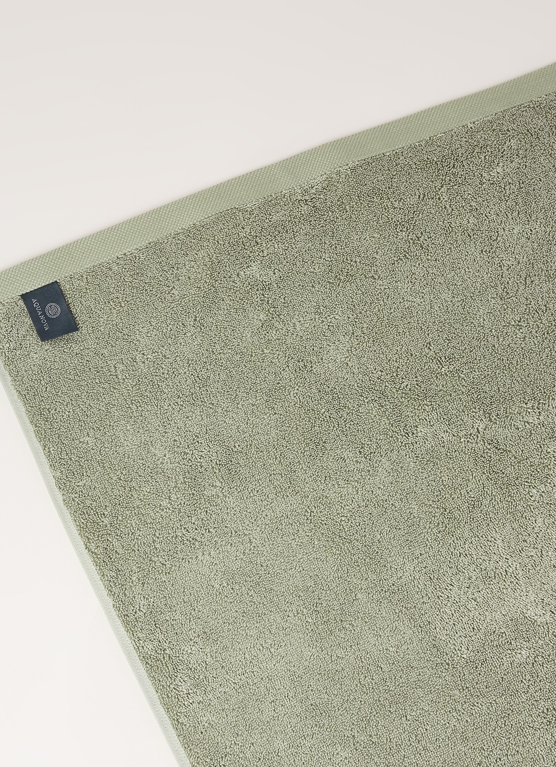 Aquanova London badhanddoek - 600 gr/m2 - 55 x 100 cm - detail 3 mosgroen