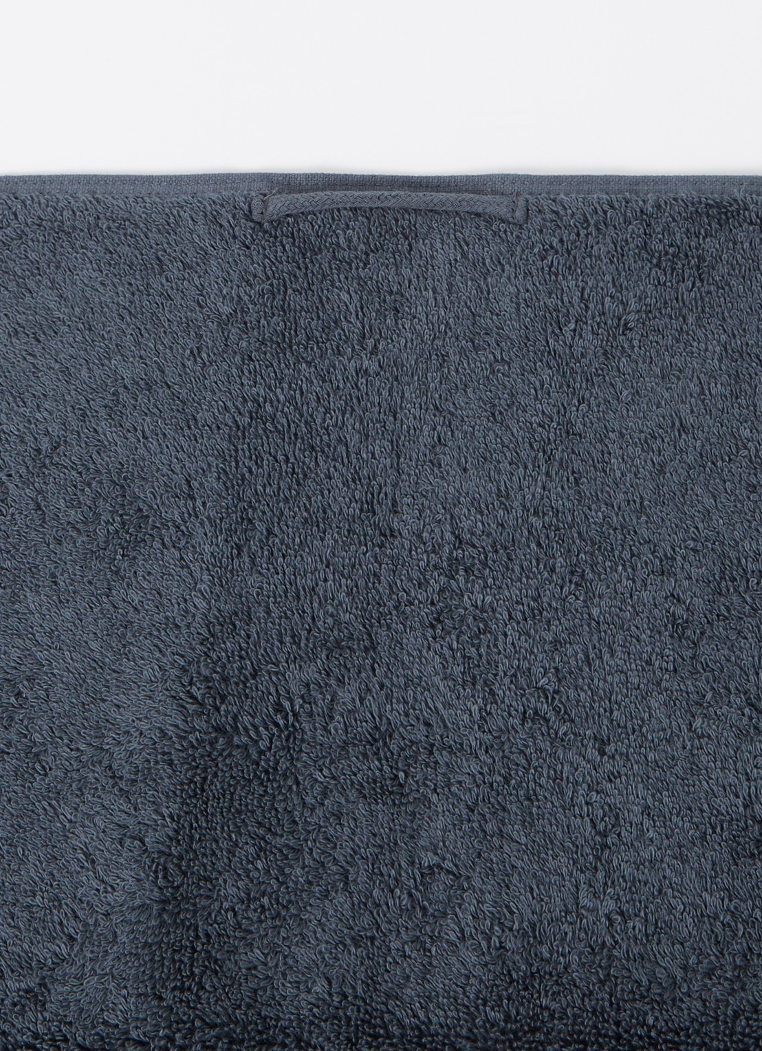Aquanova London badlaken - 600 gr/m2 - 70 x 130 cm - detail grijs