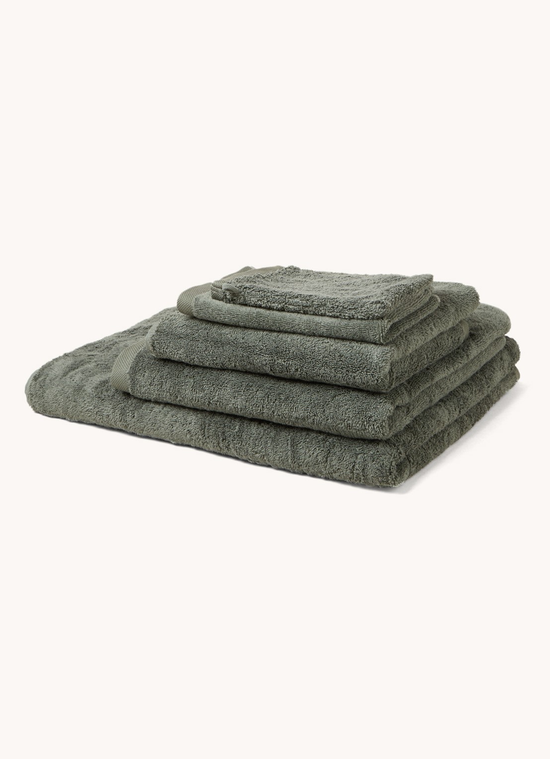 Aquanova London badlaken 70 cm x 130 cm - voorkant 3 legergroen