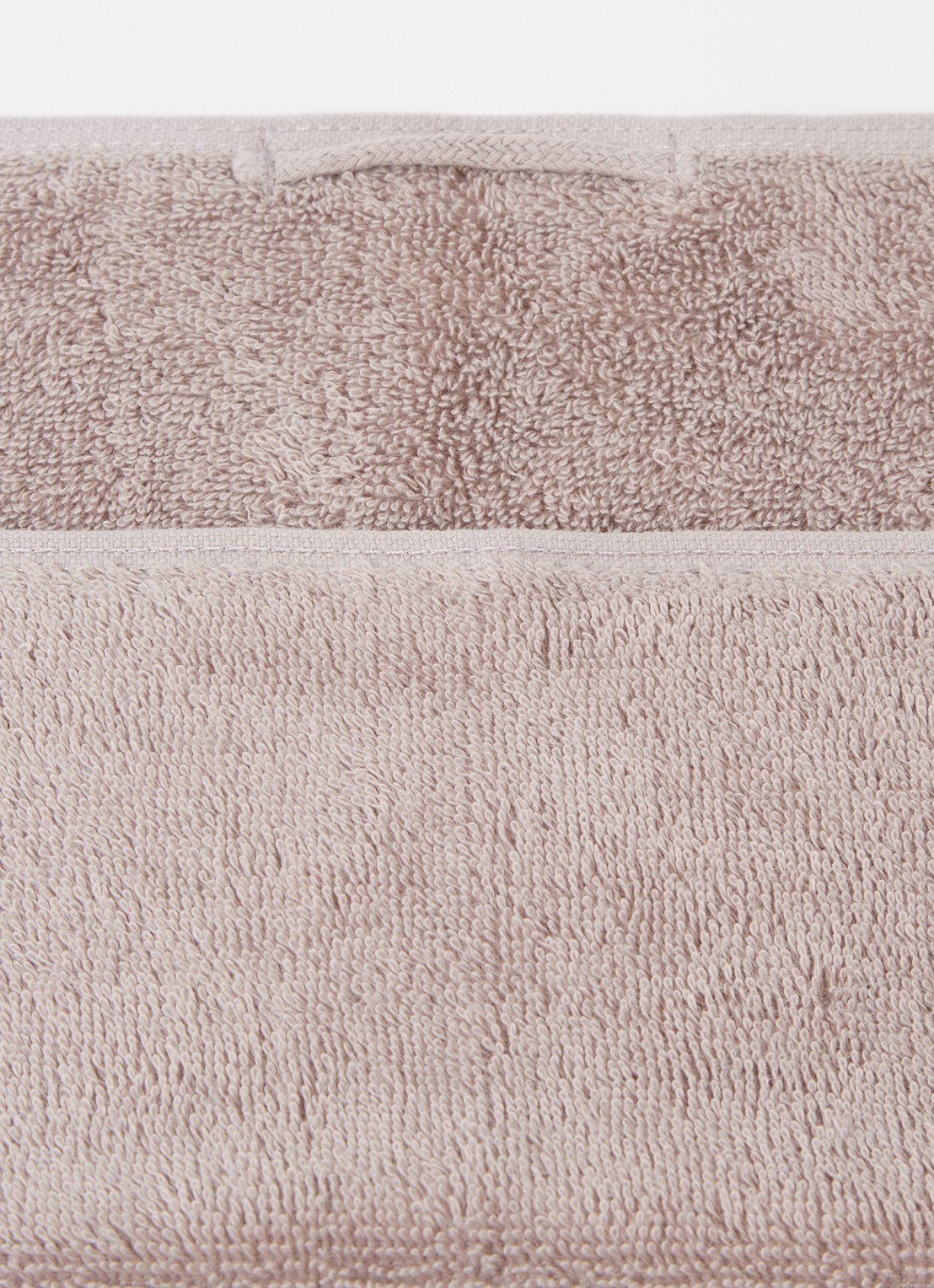 Aquanova London gastendoek - 600 gr/m2 -  30 x 50 cm - detail 3 zand