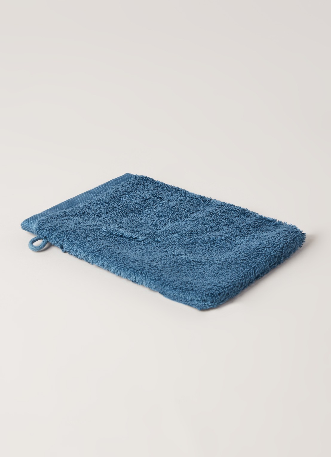 Aquanova London washand 16 x 22 cm - voorkant 3 staalblauw