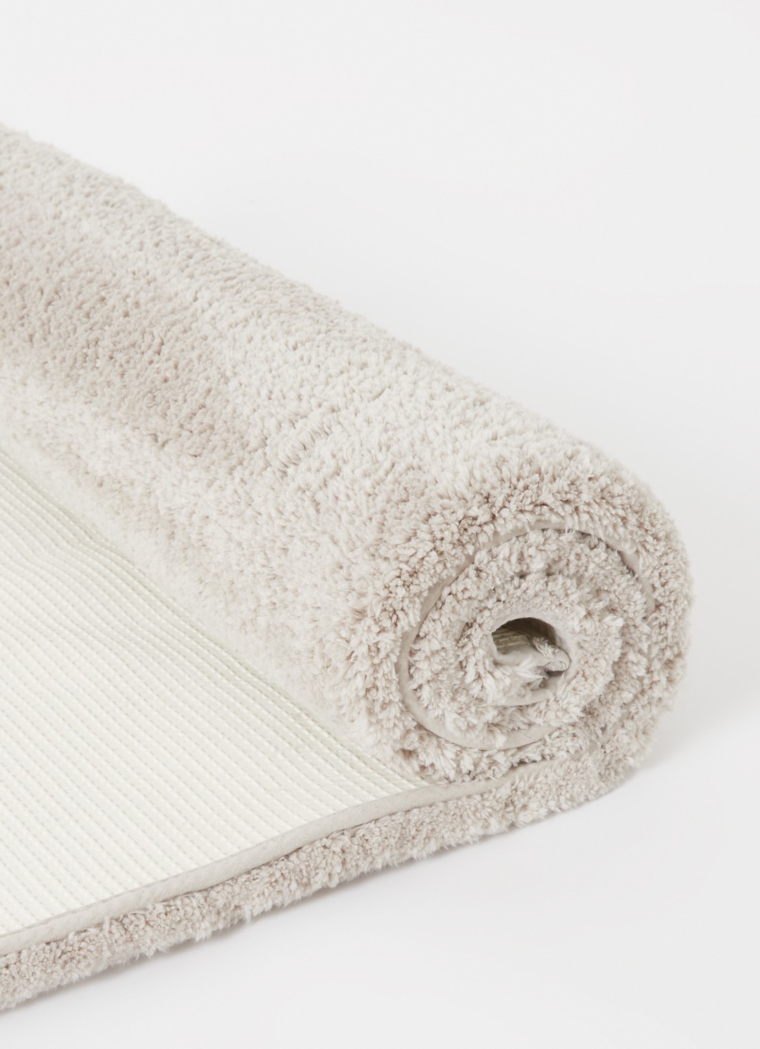 Aquanova Mauro badmat 60 x 100 cm  - voorkant 2 donkerbeige